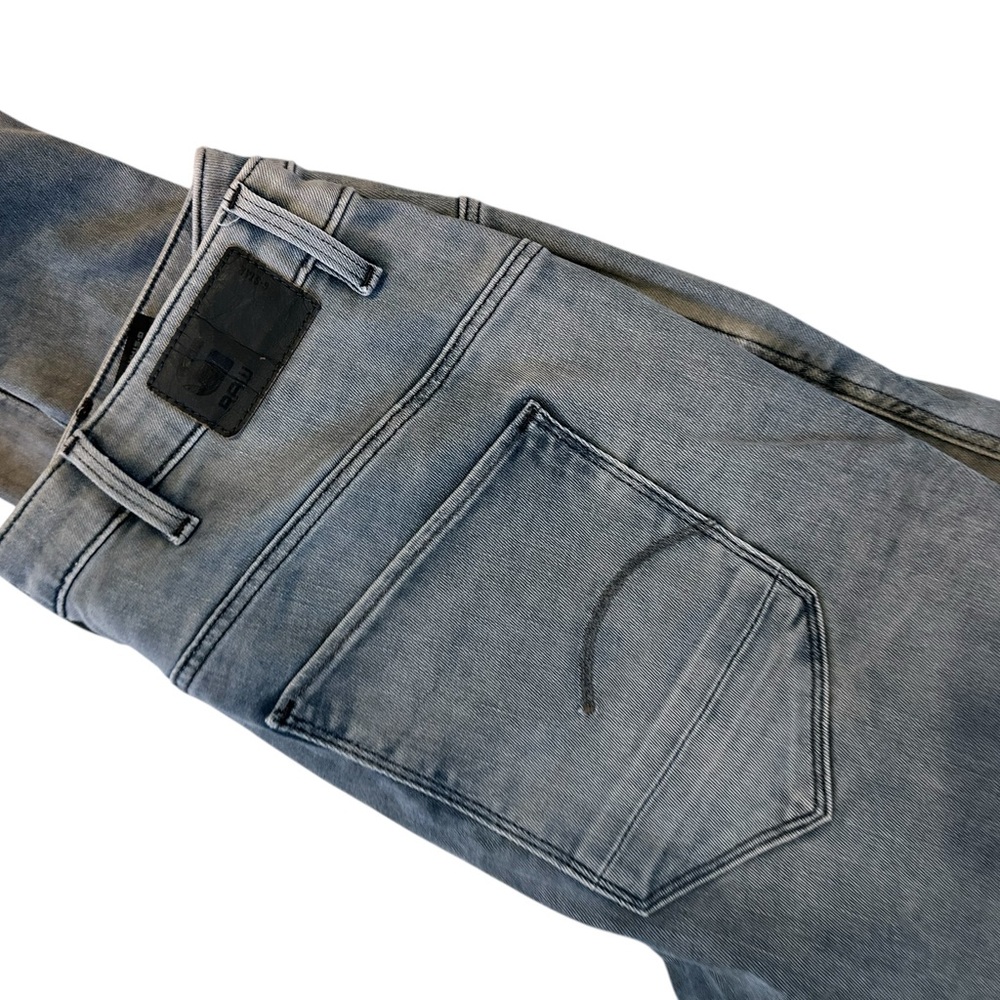 Women’s  Gray Washed Jeans - Slim Fit